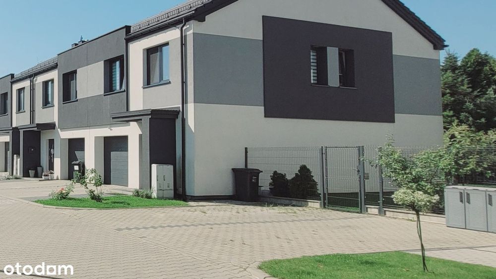 Dom zewnętrzny na osiedlu zamkniętym