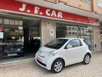 Toyota iQ 1.0 VVT-i