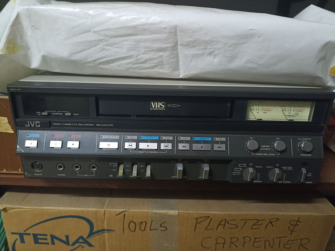 Video VHS profisional JVC. Vendo ou troco