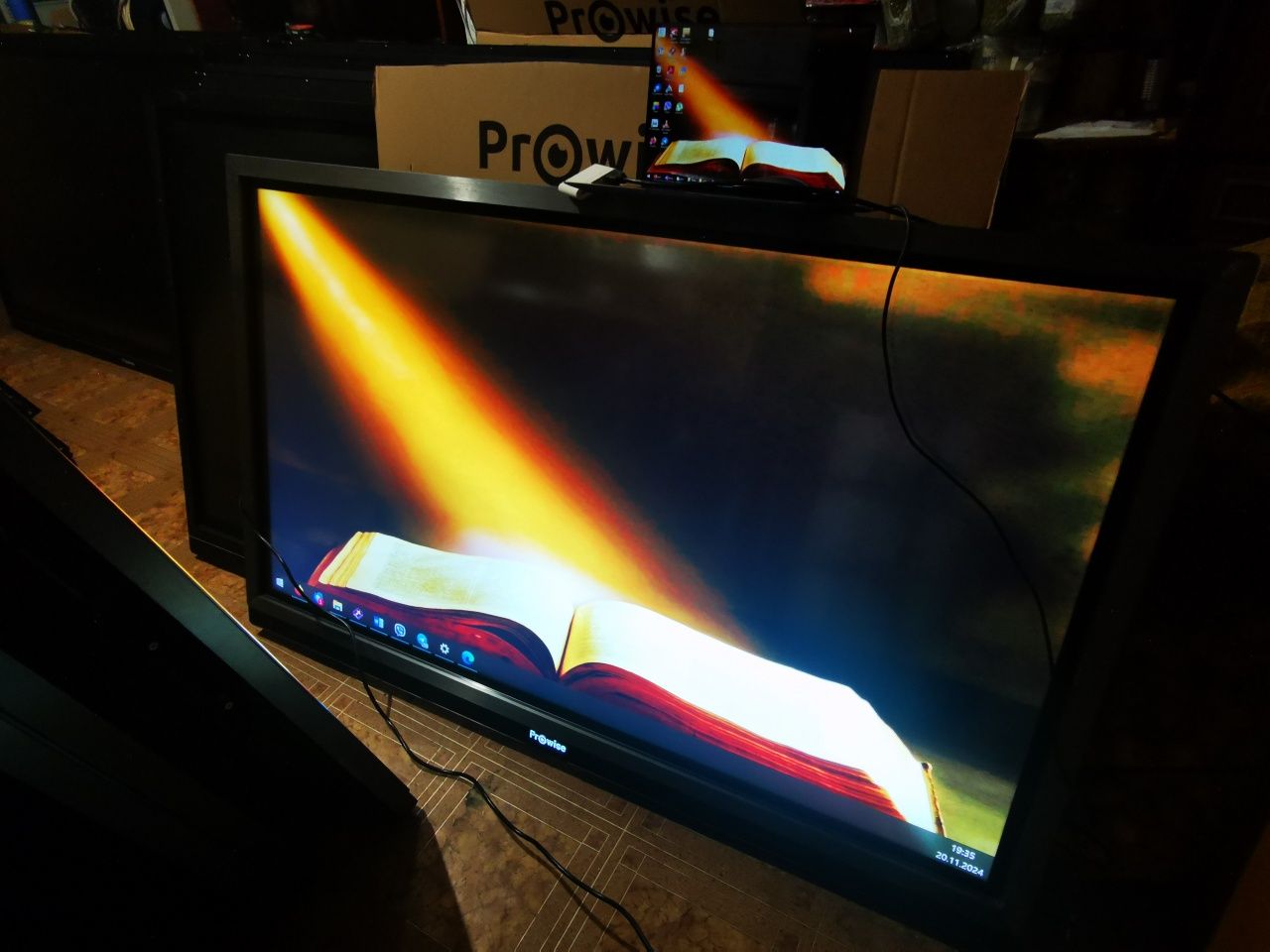 Мультимедійна дошка, інтерактивна панель Prowise Proline+ 70” 4K
