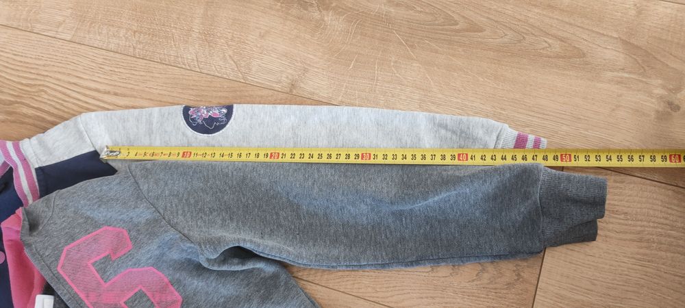 Ciepłe bluzy Bomberman dziewczęca Decathlon 134 zestaw