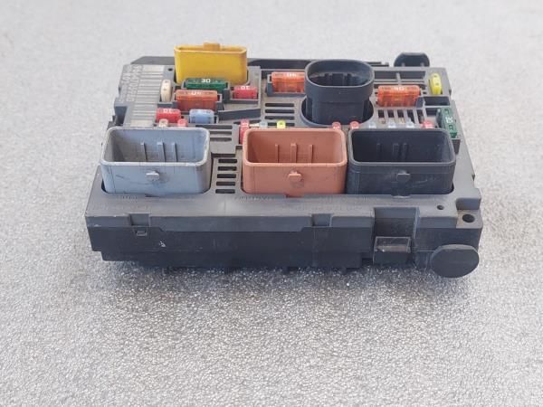 Caixa fusíveis / SAM / BSI CITROËN C5 III Break (RW_)