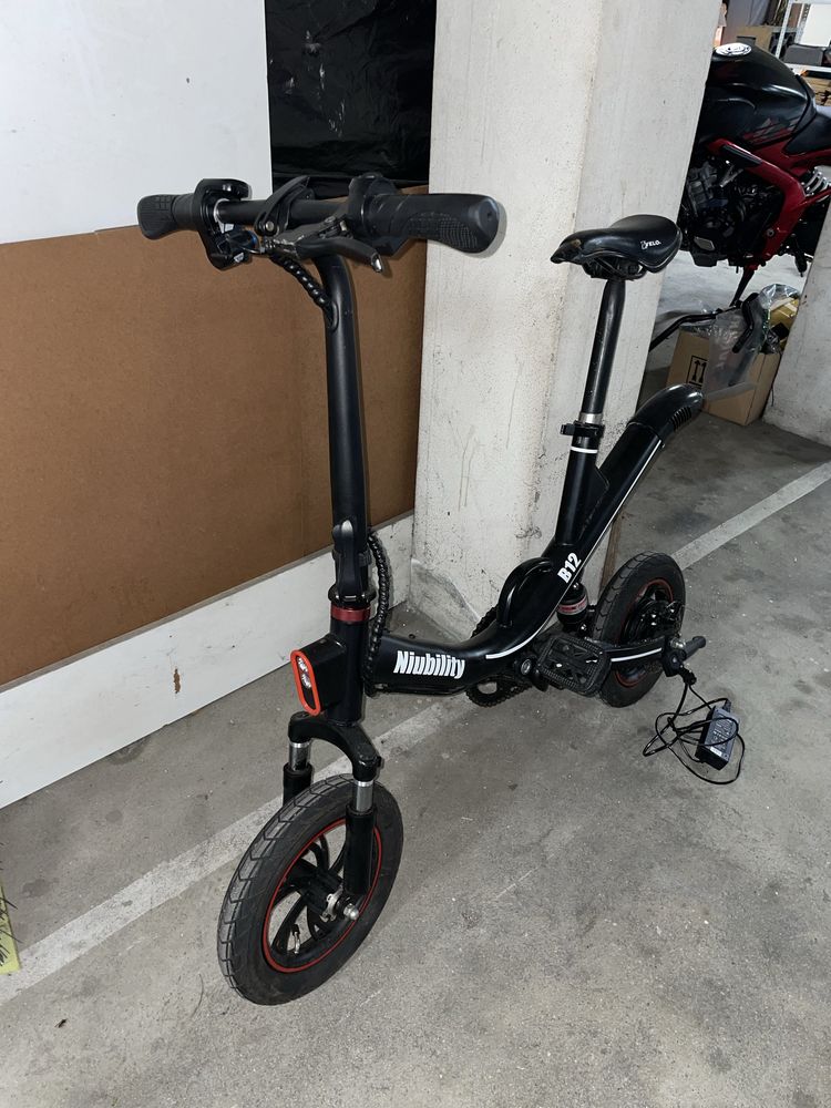 Bicicleta eletrica niubility b12