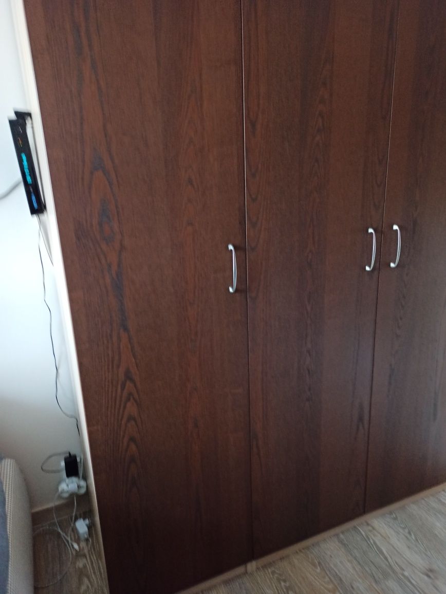 Drzwi IKEA brązowe