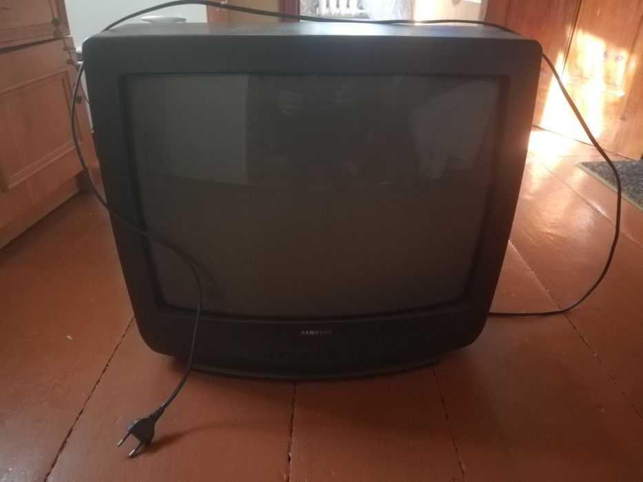 Продам телевізор самсунг