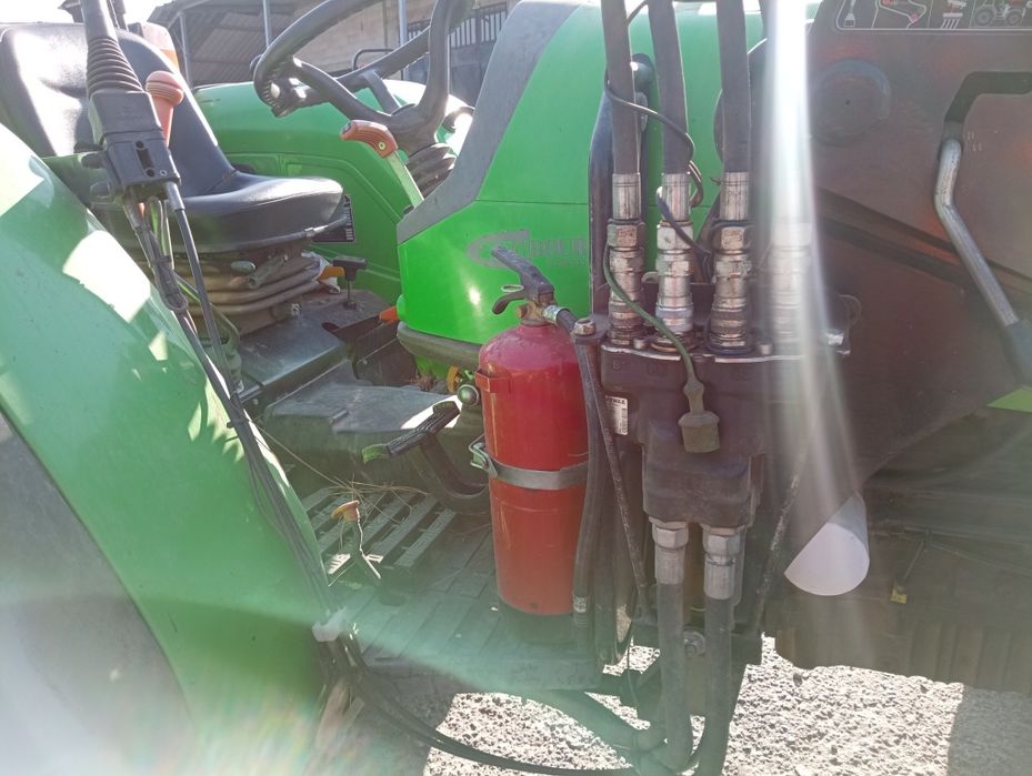 Trator Deutz em muito bom estado