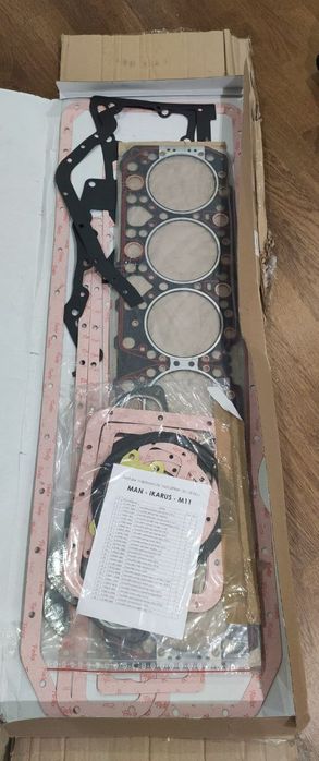 Комплект прокладок на двигатель Икаруса