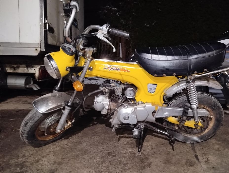 Motorynka SKYTEAM DAX 50 / Honda Dax 50