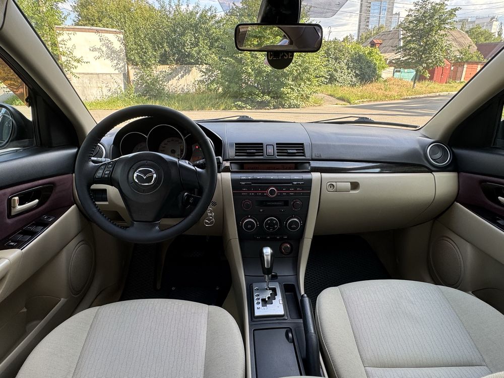 Mazda 3 ,Автомат 2007р.в. Кондиціонер ,Дуже гарний стан