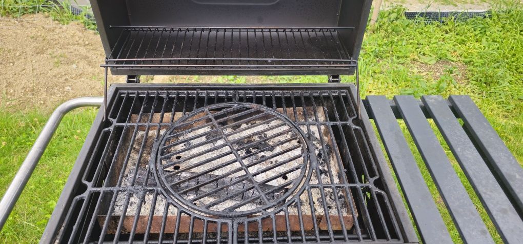 Grill Jamestown Brykiet