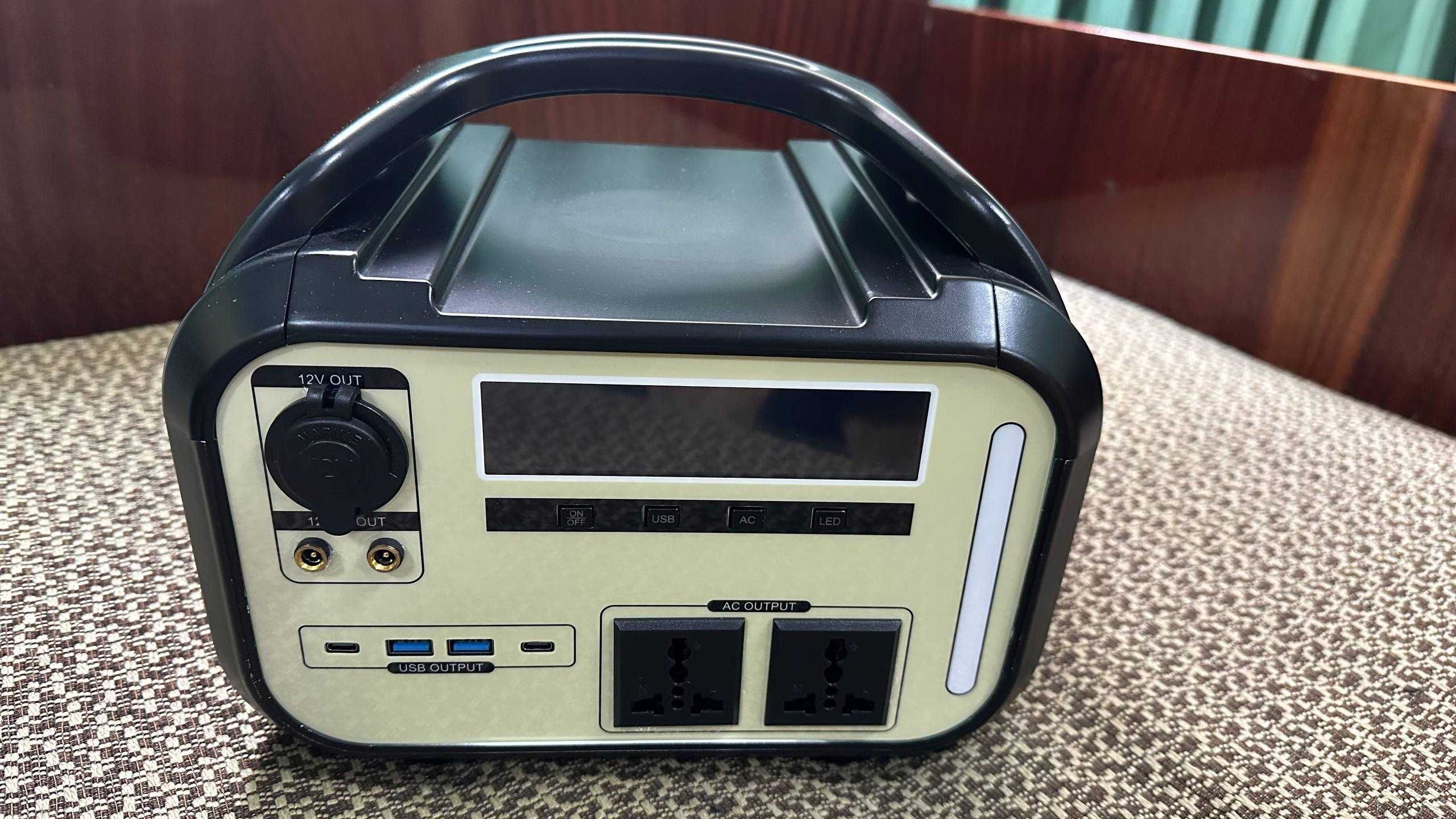 Зарядна станція 300W ємність 200W*Год