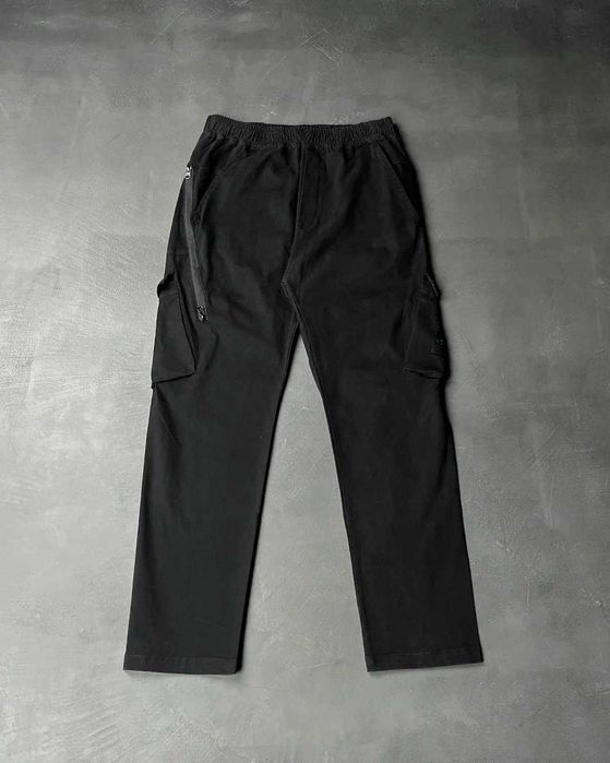 Штани-карго STONE ISLAND 310F2 Ghost Piece Cargo Pants Black SI0132-BK
