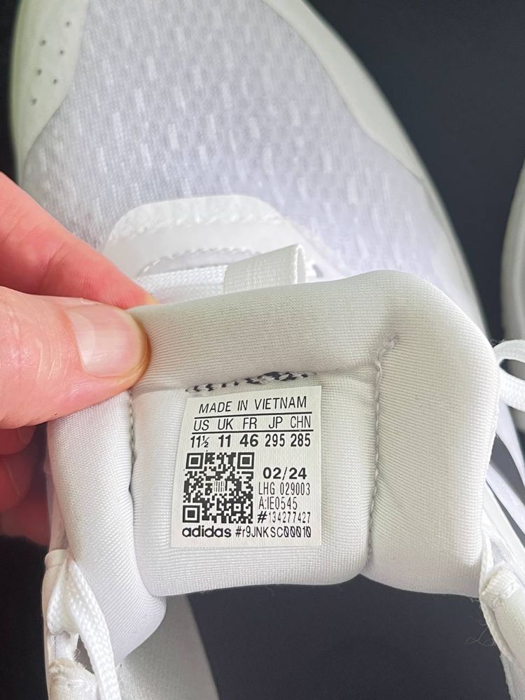 Кросівки Adidas Crazyflight 2024