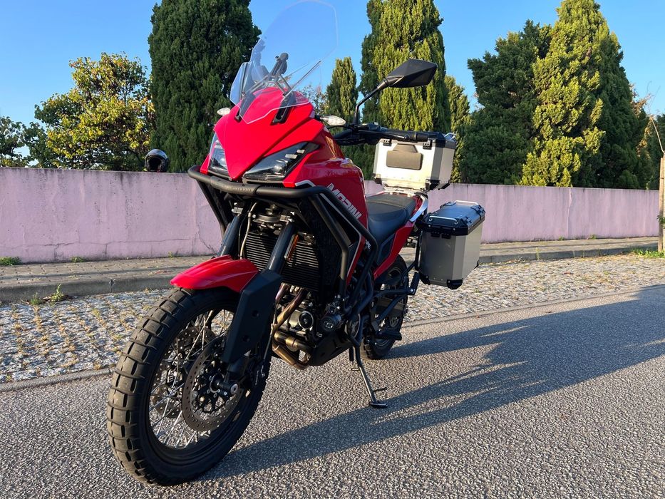 Moto Morini X-Cape