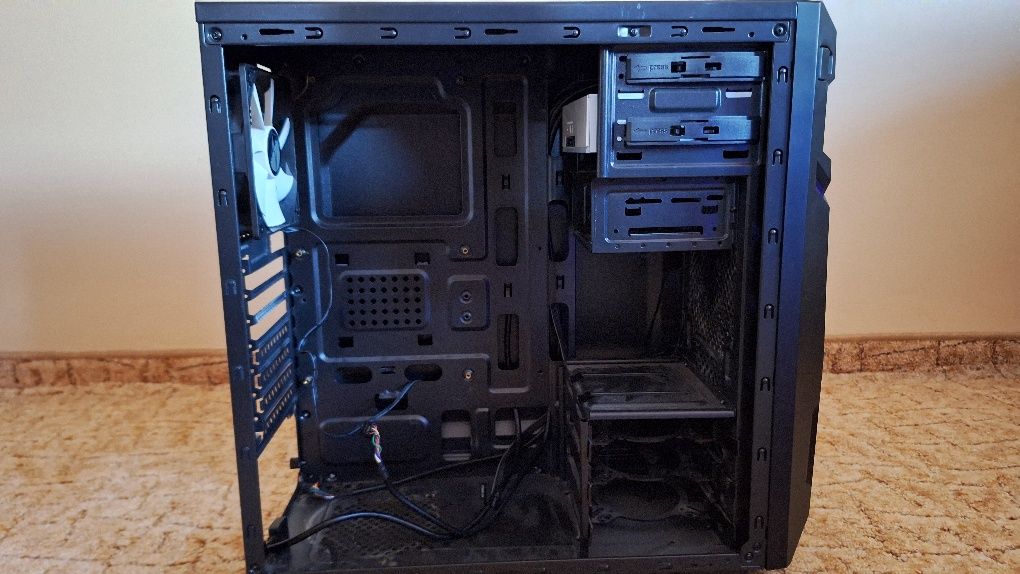 Obudowa komputerowa Zalman Z1 Neo + DVD