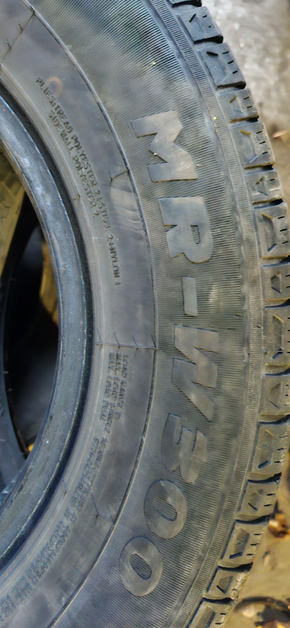 Колеса шини резина MIRAGE 215 70 R15C