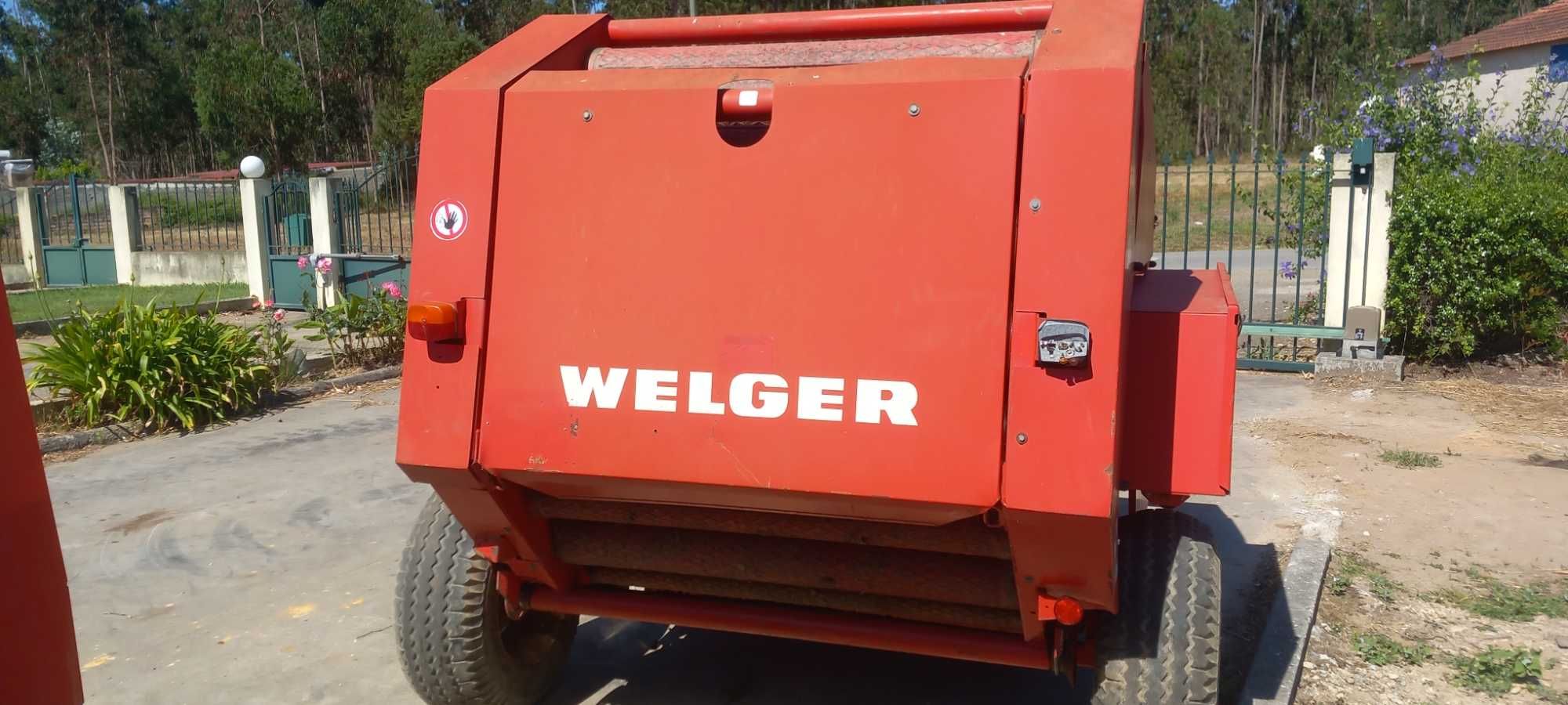 Enfardadeira WELGER RP 12