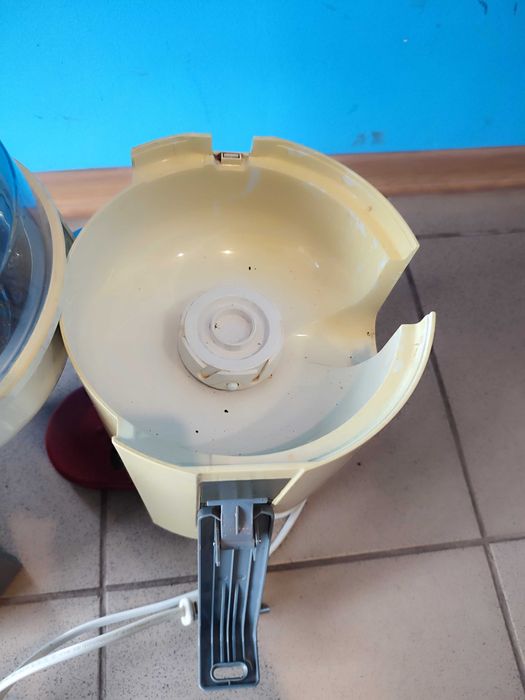 Соковыжималка центробежная PHILIPS HR1858