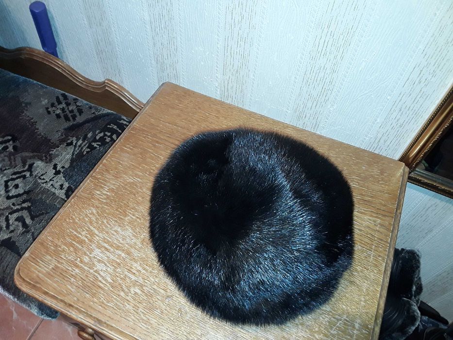 Берет женский из норки