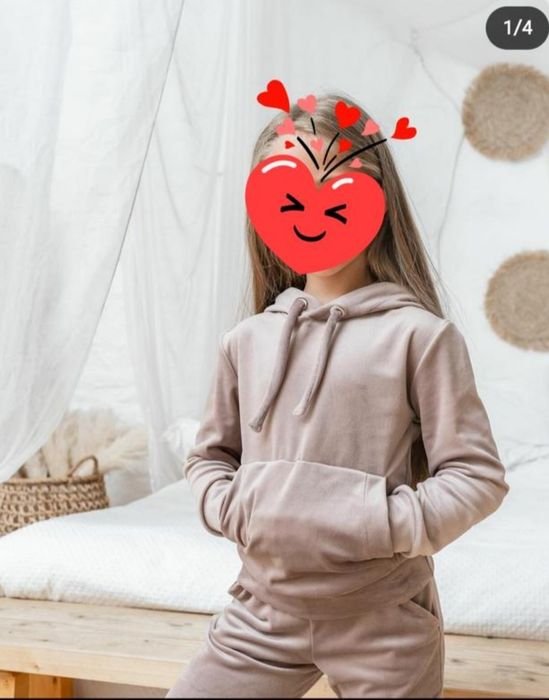 Велюровий костюм на дівчинку 128- 137 р