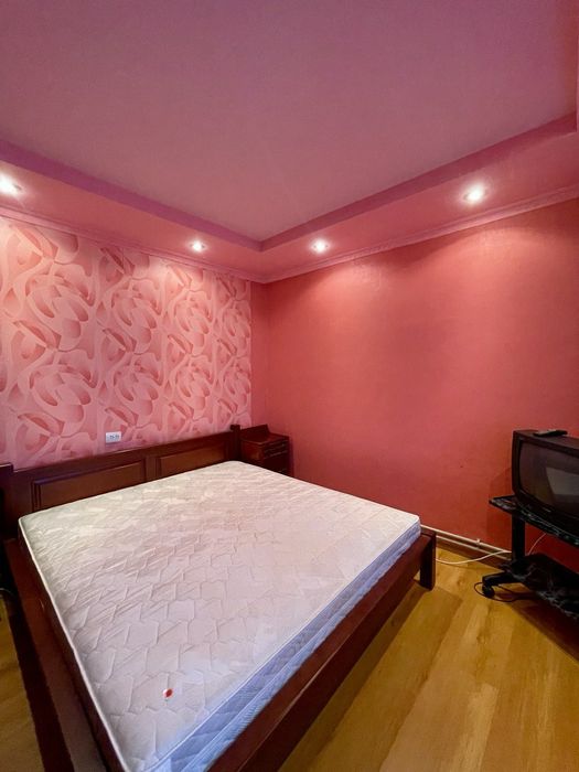 3-комн. 11 район. Левый берег.