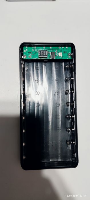 Павербанк, корпус повербанка на 8 аккумуляторов PowerBank