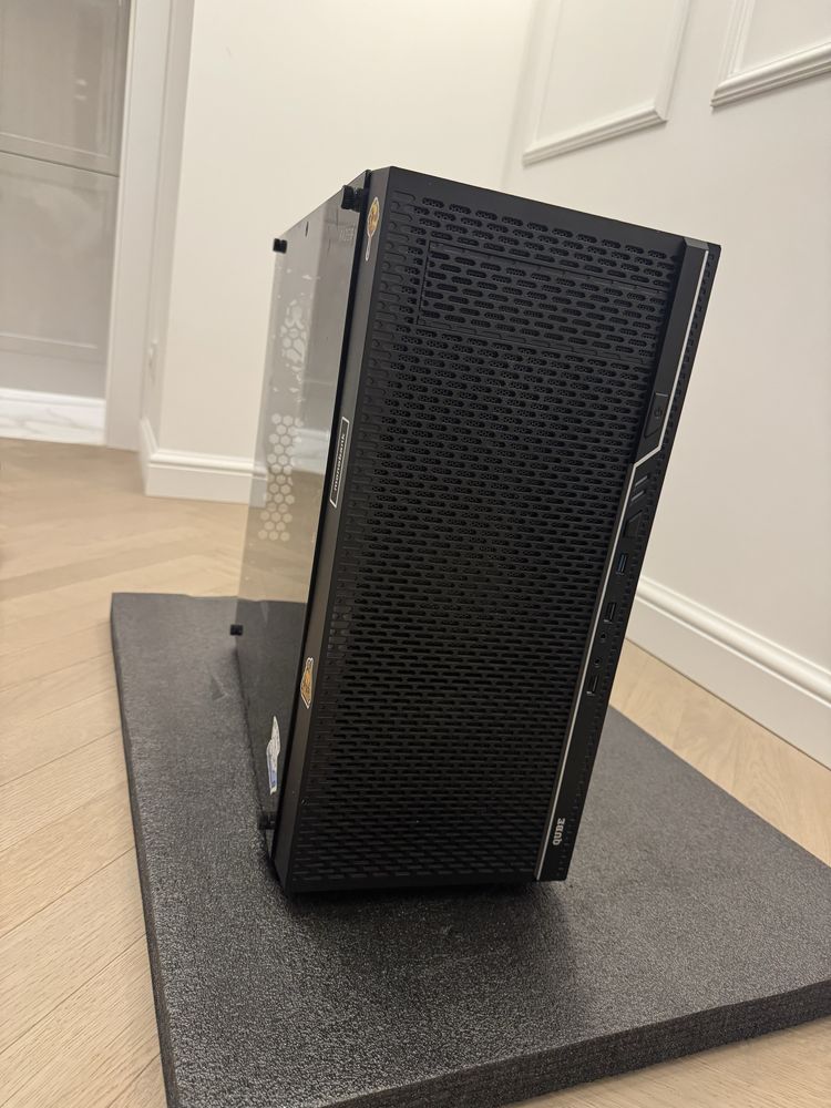Komputer gamingowy GTX 1080 TI/ i7 / 16GB / 2TB HDD + 256GB SSD