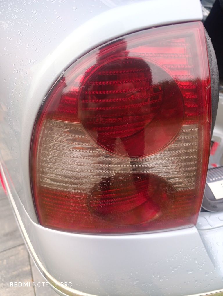 Lampy tył Passat B5FL sedan L+R komplet