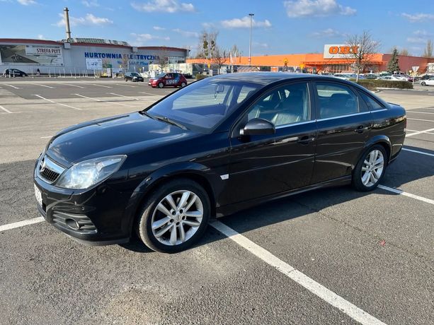 Opel Vectra Opel Vectra C – 2.0 Turbo 175 KM – Bogate wyposażenie – Garażowany