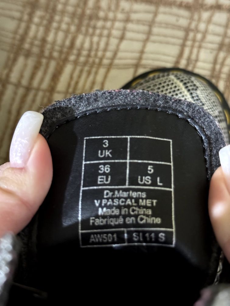 Dr.Martens Pascal