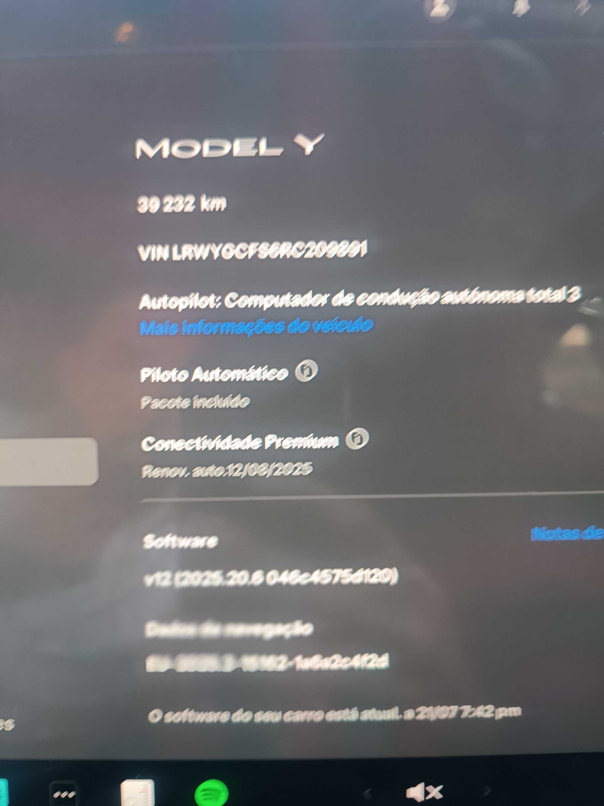 TESLA Semi novo todas as garantias de fabrica
