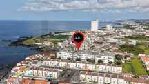 Apartamento T3 Amplo com Vista Mar e Montanha – Último Piso – Lagoa, S