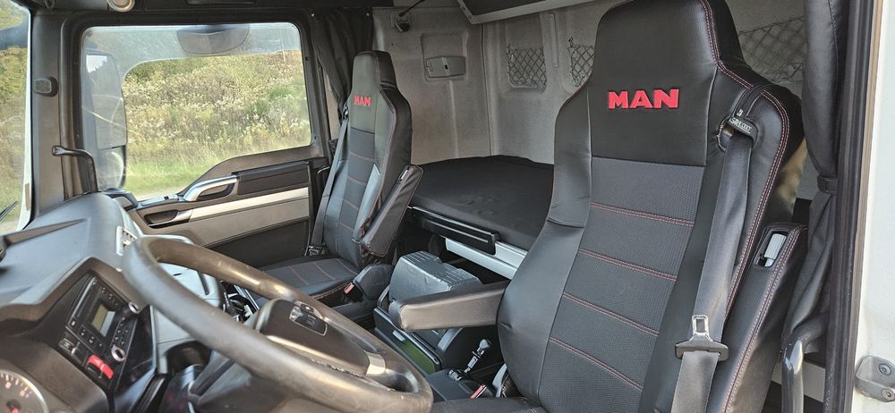 Pomoc drogowa Man Tgx 2012 / hydrauliczny najazd/ ocynk ogniowy