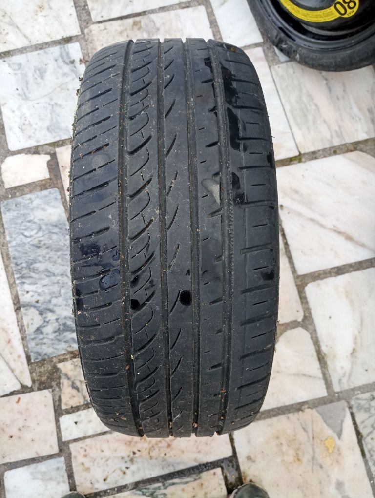 Pneu 195/45/15 Usaso