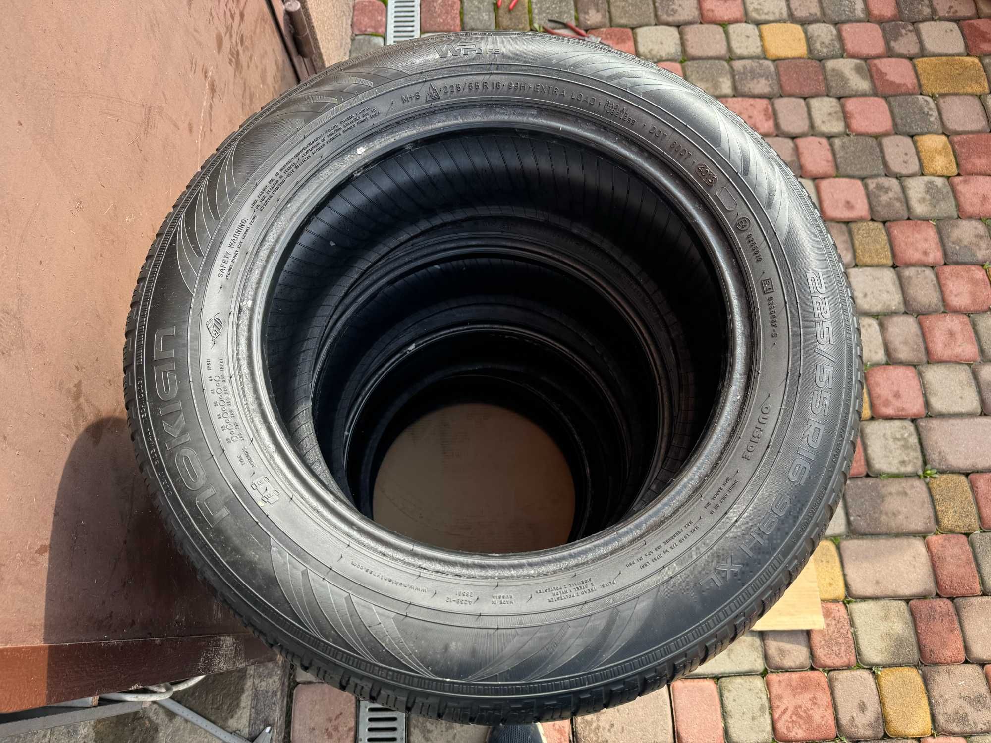 Шини Nokian 225/55 R-16 (99 H ) made in Russia -зима