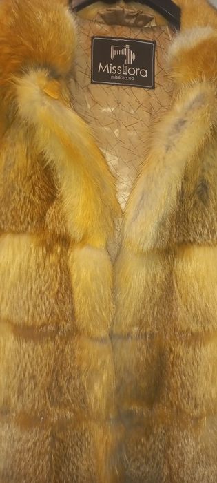 Продам шубу из меха лисы miss lora