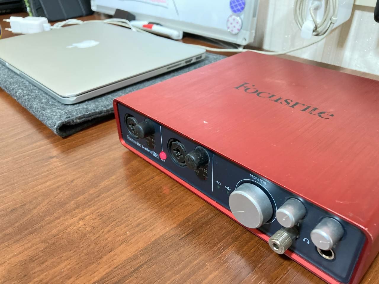 Аудиоинтерфейс Focusrite Scarlett 6i6