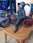 Motocyklista figurka stara