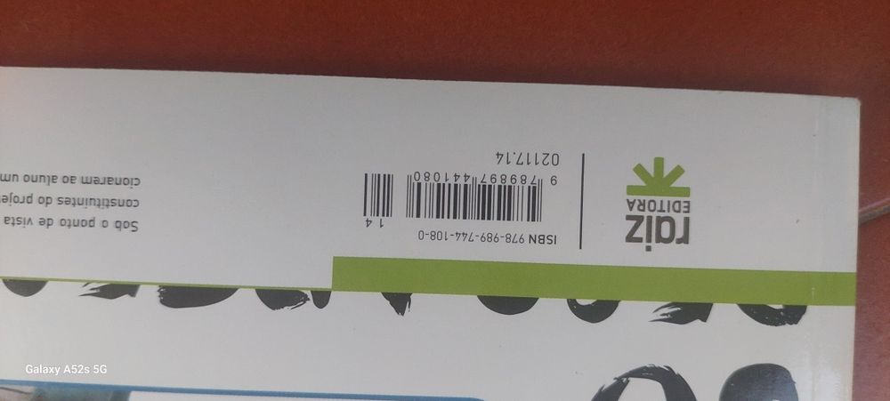 vendo cadernos de atividades em bom estado (nenhum está marcado)