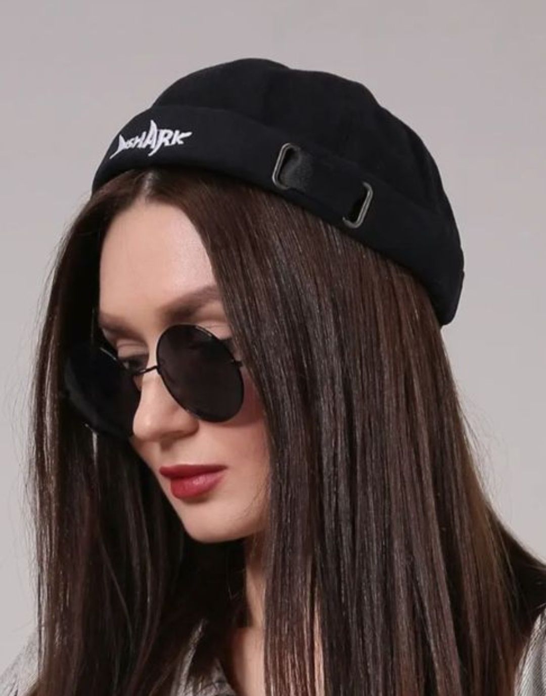 Кепка докер. Без козырька Shark бейс