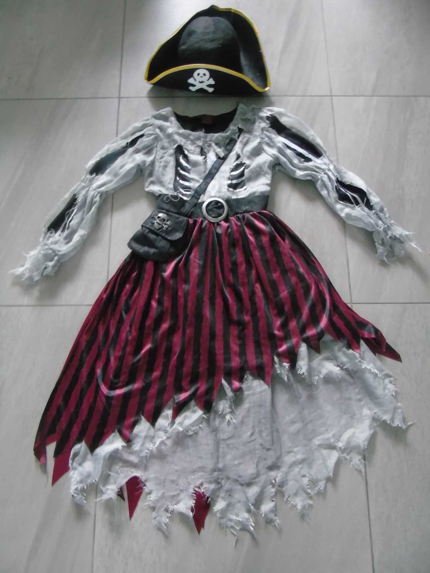 strój sukienka Piratka z Karaibów 9-10 lat