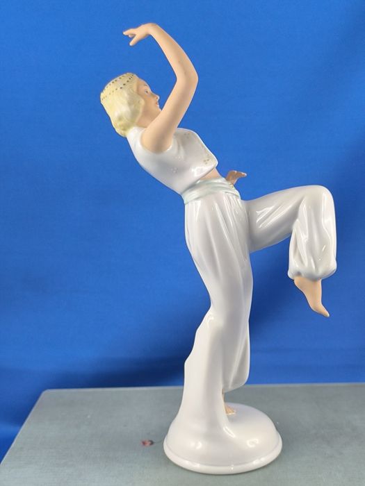 Dama baletnica tancerka kobieta Schaubach Kunst Wallendorf #porcelana