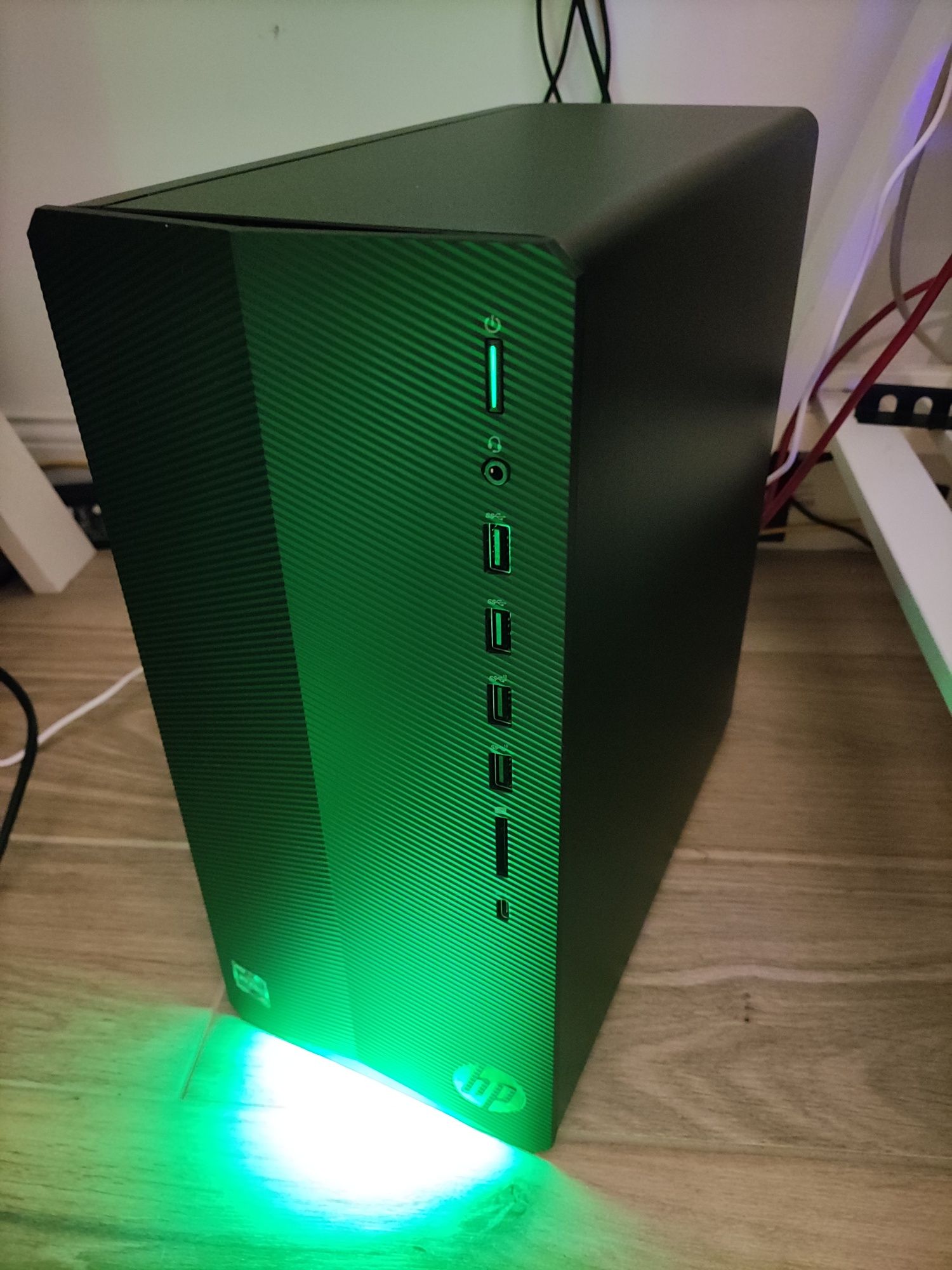 Komputer HP Pavilion  Ryzen 5 3500/8GB/512 SSD, NVidia GTX 1660ti 6GB