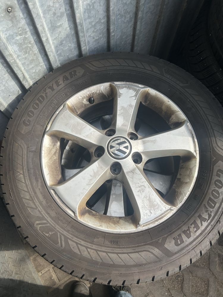 215 65 r16 C plus felgi alu orginal vw plus sruby