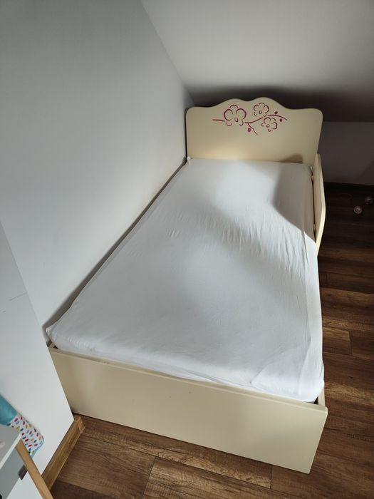 Łóżko meblik orchidea