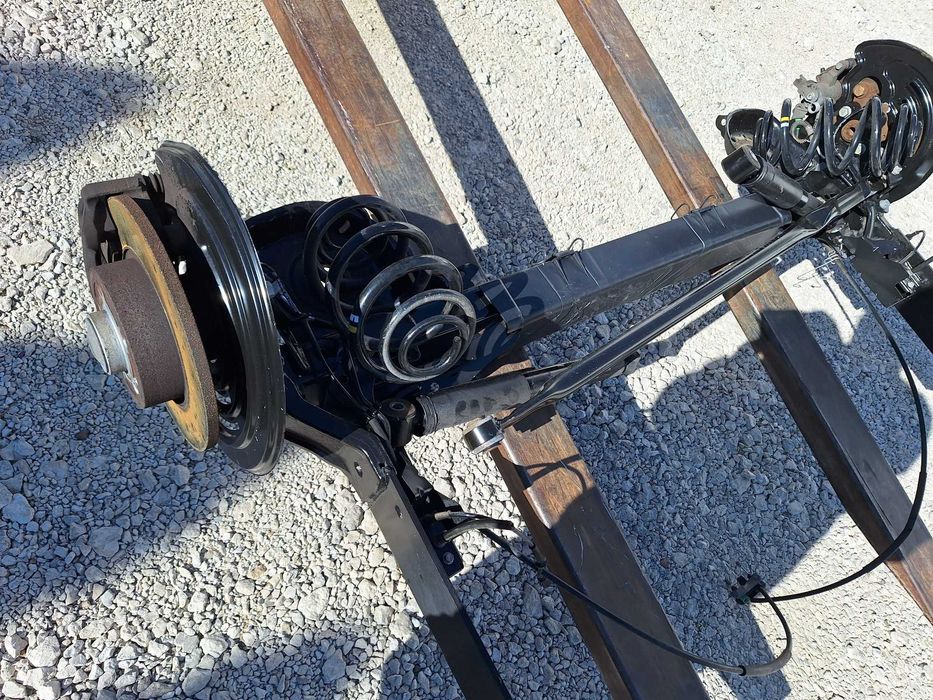 Belka Oś Zawieszenie Tył Komplet Trafic III IV Vivaro B Talento 2015r-