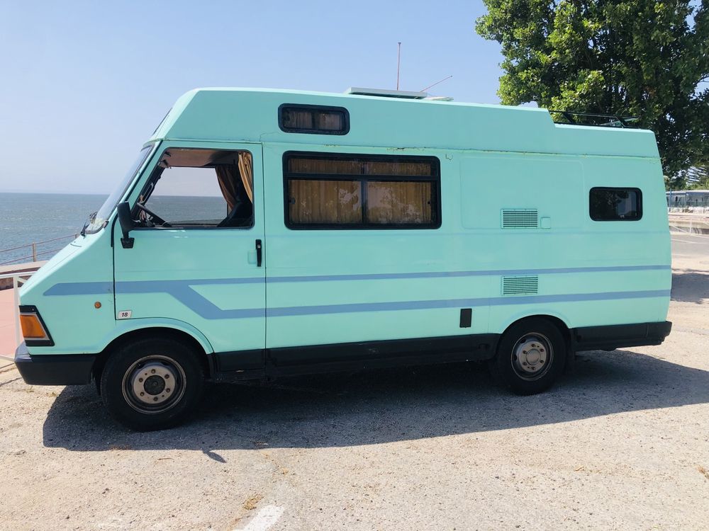 Auto Caravana Fiat 242 E18 2.5D Modelo Longo com Tecto Alto
