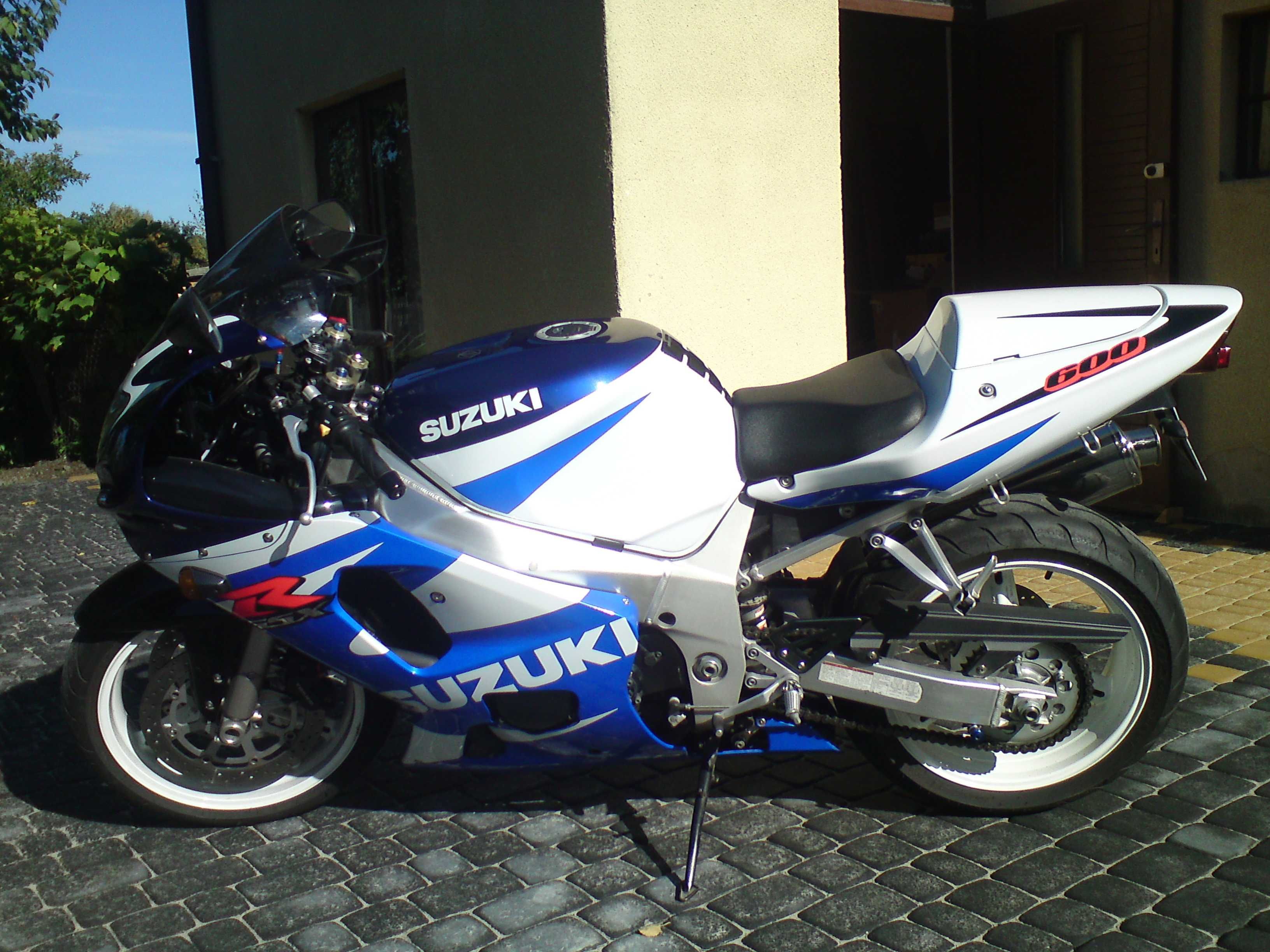 suzuki gsxr 600 k2 2002 r. bardzo dobry stan