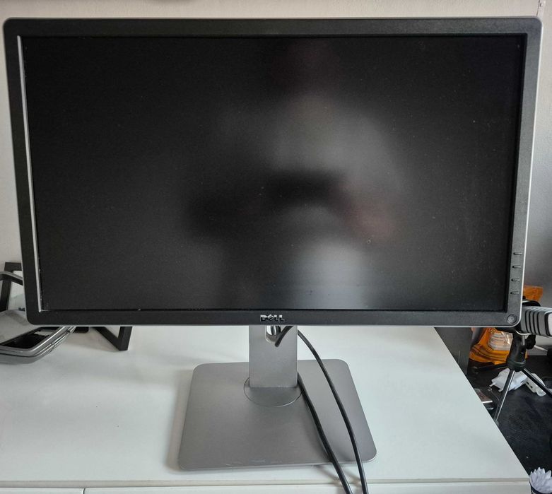 Monitor Dell 24" P2415Qb 4K 3840x2160 60Hz IPS HDMI DP
