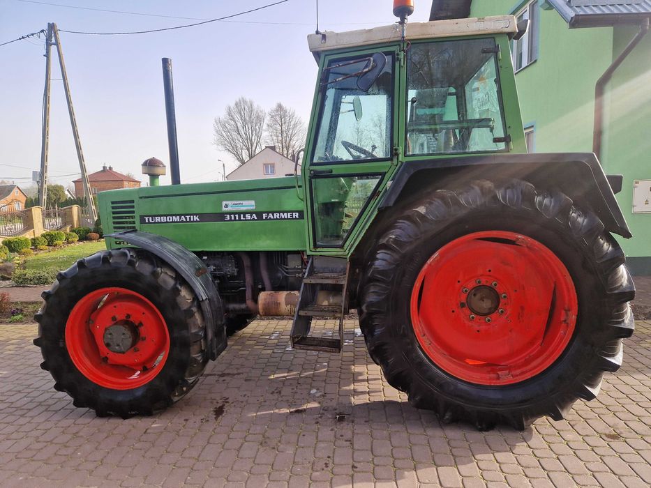 Ciągnik Fendt 311 LSA